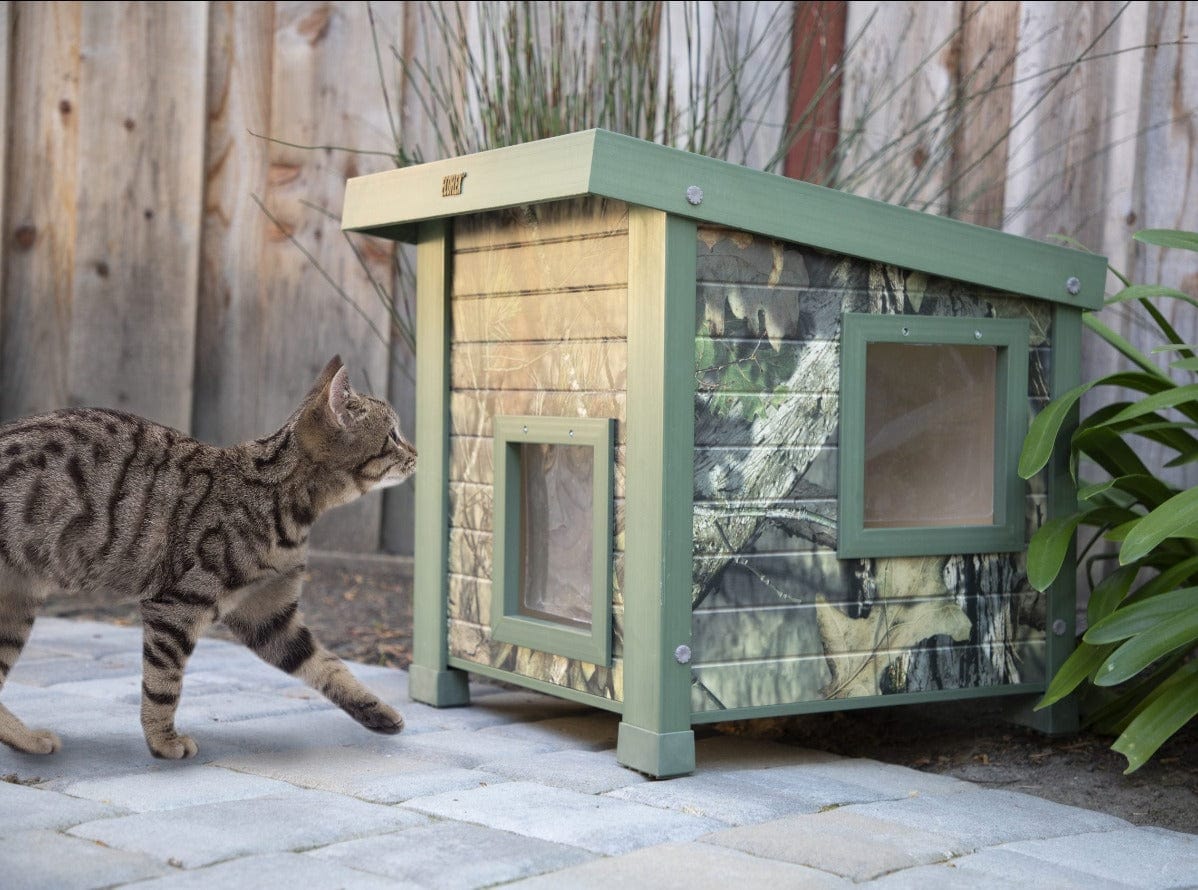 New Age Pet New Age Pet Outdoor Cat Shelter