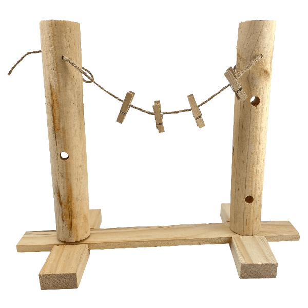 Petland Canada Moss Hollow Peg & Snack Line