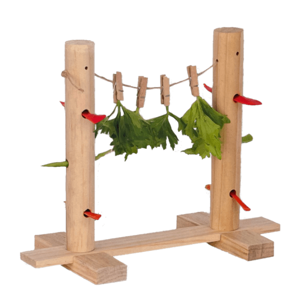 Petland Canada Moss Hollow Peg & Snack Line